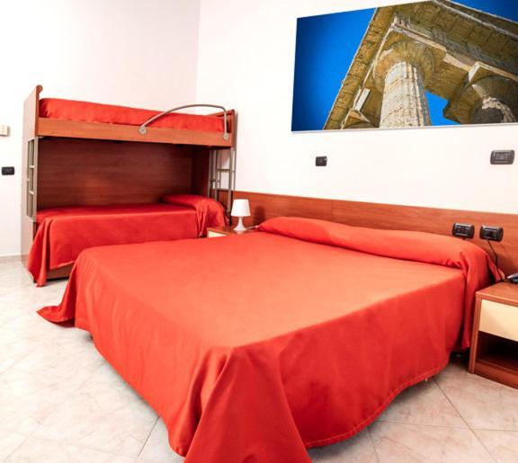 Hotel Almas Capaccio Esterno foto