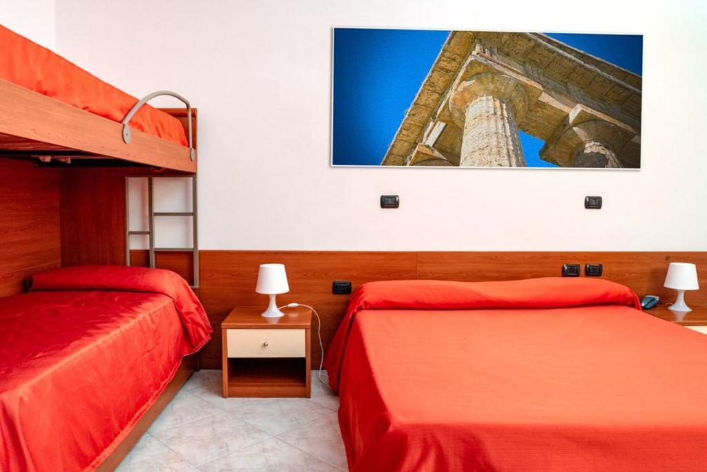 Hotel Almas Capaccio Esterno foto